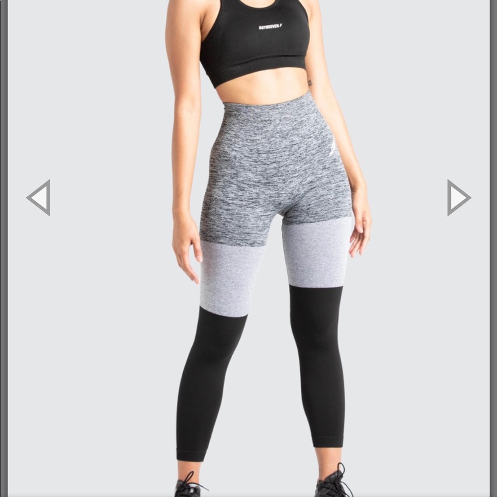 DOYOUEVEN Trinity Seamless Leggings